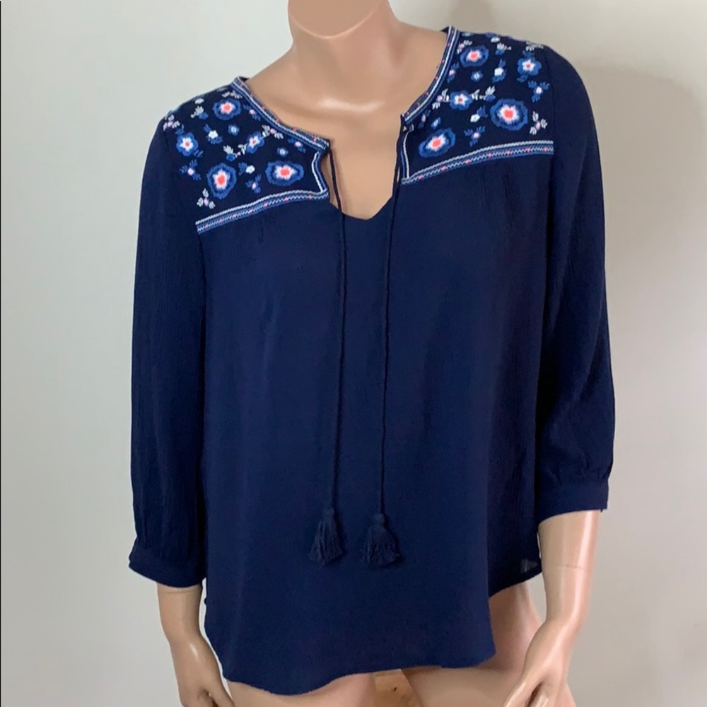 💥ACTIVE USA EMBROIDERED BLOUSE